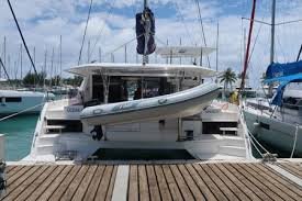 leopard 40 yacht delivery french polynesia